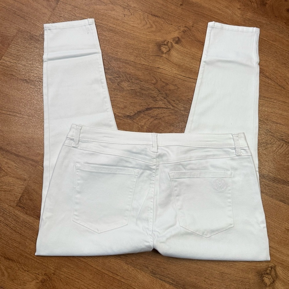 Laurie Felt Women's Crisp White Ankle Jeans - Picture 3 of 6